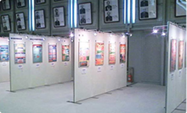 展示パネルの設営例